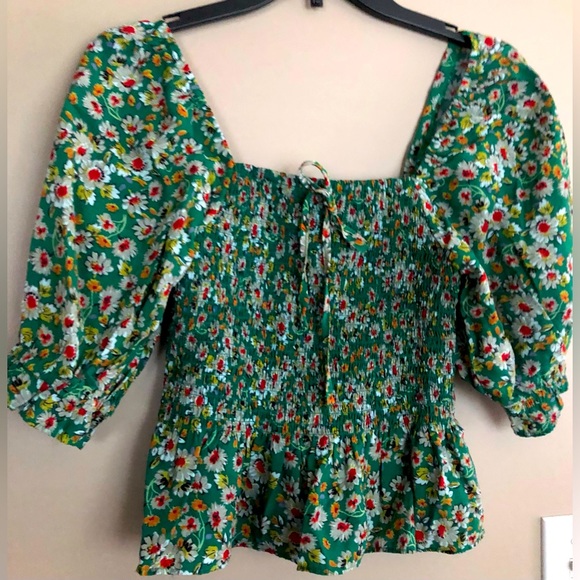 Indigo Rising Tops - INDIGO RISING Green Floral Smock Crop Peasant Top  Size M